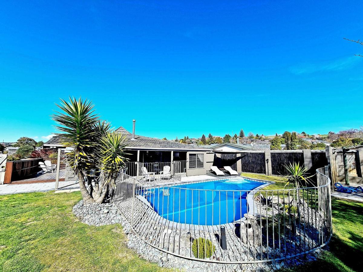 Paradise In Rotorua Exterior photo